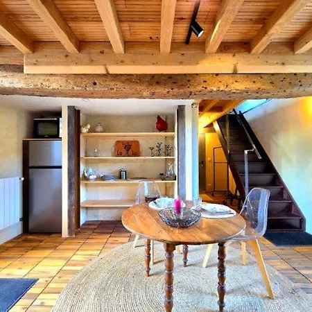 Romantique En Pays D'auge Pour 2 Pers Holiday home Mittois